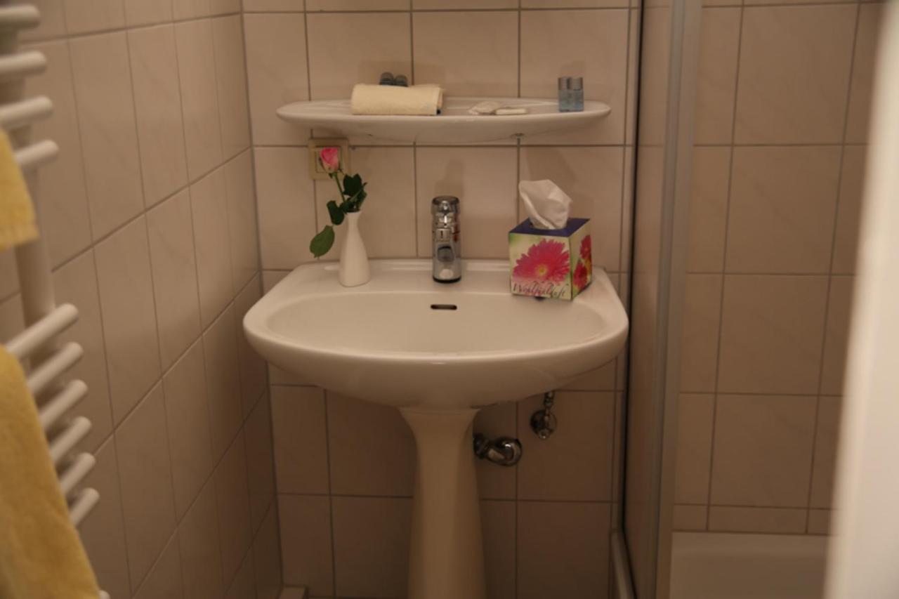 Hotel Garni Kaiserpfalz Goslar Quarto foto